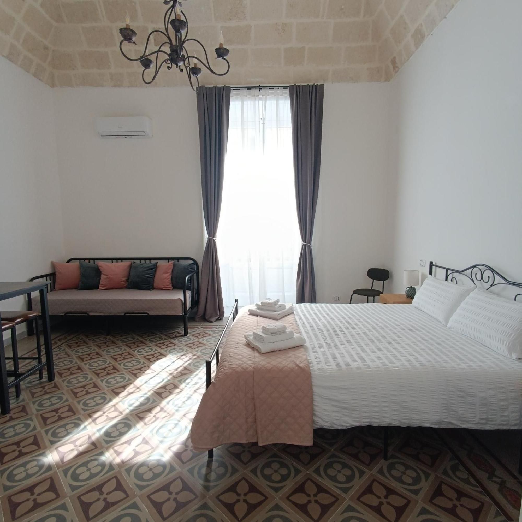 Dimora Tarantina Taranto Exterior foto